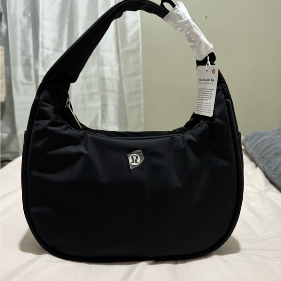 lululemon athletica Classic Black Shoulder Bag - Picture 1 of 4